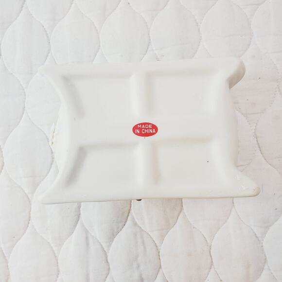 Vintage Elegant Holly Porcelain Sleigh #3579 3D Planter Decor Christmas Holiday - Picture 9 of 10